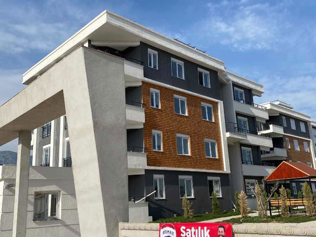 KIRKGOZ YENIKOYDE SIFIR 2+1 GIRIS KAT