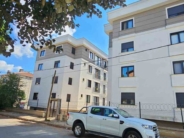 ÇEKMEKÖY ALEMDAĞ MAHALLESİNDE BUTİK SİTEDE SATILIK 1+1 DAİRE