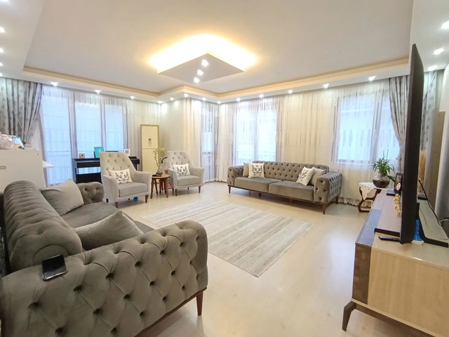 RE/MAX PROF METİN AVCI'DAN METROYA 5 DK SATILIK 3+2 DUBLEKS DAIRE