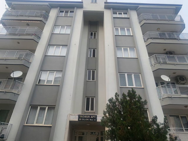 REMAX MODEL DEN ÇAMLIK DA 3+1 ARA KAT SATILIK LÜKS DAİRE