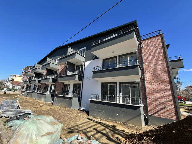 REMAX ÇAKRA' DAN YAZLIK YENI MAHALLE' DE 2+1 YATIRIM FIRSATI