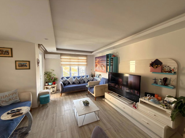 BEYLİKDÜZÜ KAVAKLIDA ÇİFT BALKON VE TERASLI 2+1 DUBLEKS SATILIK DAİRE