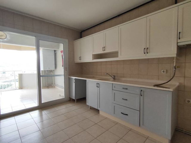 MENEMEN EGEKENT 2 METROKENT SITESI KIRALIK 3+1 DAIRE,