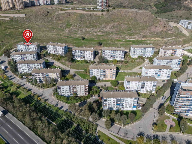 KARŞIYAKA ZÜBEYDE HNM MAHALLESI AFET EVLERINDE SATILIK 2+1 DAIRE
