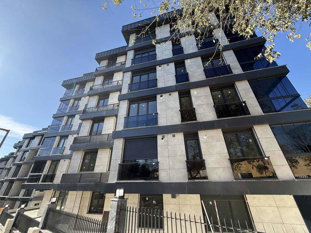 ALTUNİZADE AY KONAKLARI 2+1 KAPALI MUTFAK SATILIK DAİRE