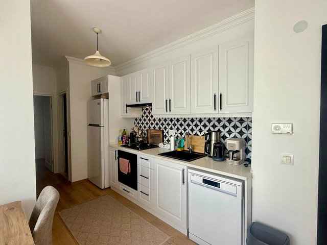 ÇEŞME OVACIK'TA HARİKA KONUMDA BAHÇELİ DUBLEX 3+1 DAİRE(TAKASA AÇIK)