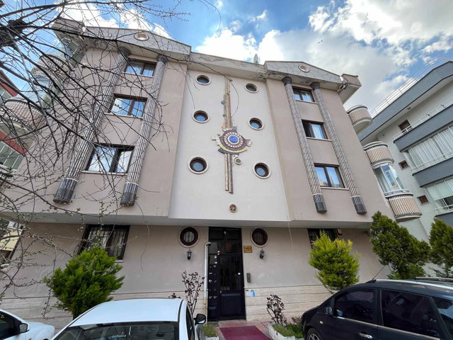 ÇANKAYA KIRKKONAKLAR MAH. SİMKENT PARKI CEPHELİ EŞYALI KİRALIK DAİRE