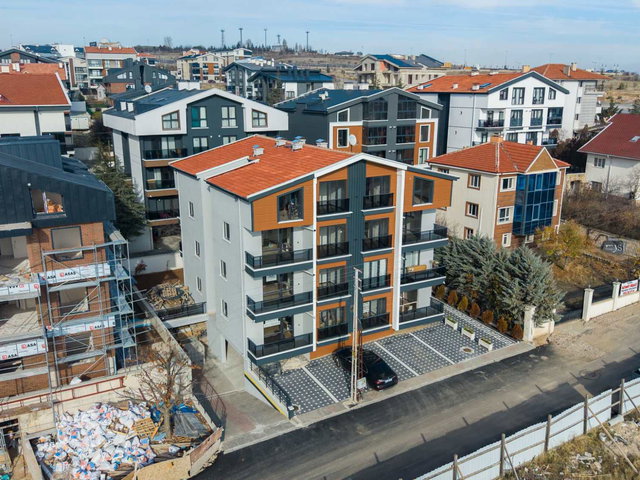 TAŞPINAR MERKEZDE OTURUMA HAZIR 1+1 SIFIR DAİRE