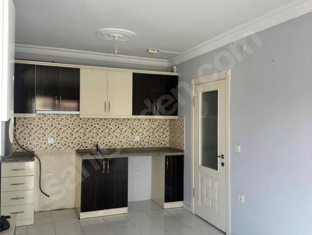 LÜLEBURGAZ ÇARŞI MERKEZDE RE/MAX EKİNOX'TAN SATILIK 3+1 DAİRE