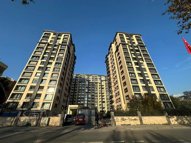 SAHİL KONAKLARI 2TAPU-2+1 BIRLEŞTIRILMIŞ,ULTRA LÜKS EŞYALI 3,5+1