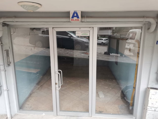 İZMIT KOZLUK SADETTIN YALIM CAD. ÖĞRENCİYE KIRALIK DAIRE
