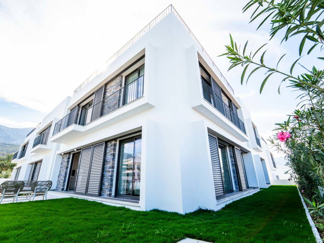 GİRNE MEDİTERRA SİTESİ SATILIK 3+1 BAHÇE KATI