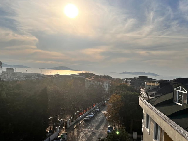 İDEALTEPE KAPANMAZ DENIZ MANZARALI 170M2 ÇATI DUBLEKS