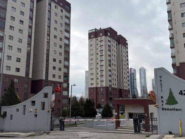 YEŞİLPARK 2 SİTESİNDE 4+1 YAPILI DAİRE