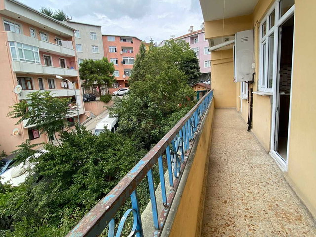 ÇENGELKÖY ORDU CADDESİ 'NDE YÜKSEK ARSA PAYLI 2+1 SATILIK DAİRE