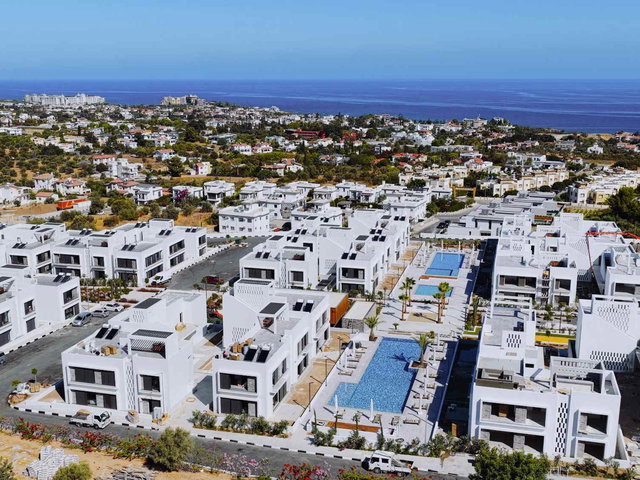 GİRNE MEDİTERRA SİTESİ SATILIK HAVUZLU VILLA