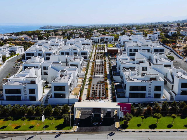 GİRNE MEDİTERRA SİTESİ SATILIK HAVUZLU VILLA