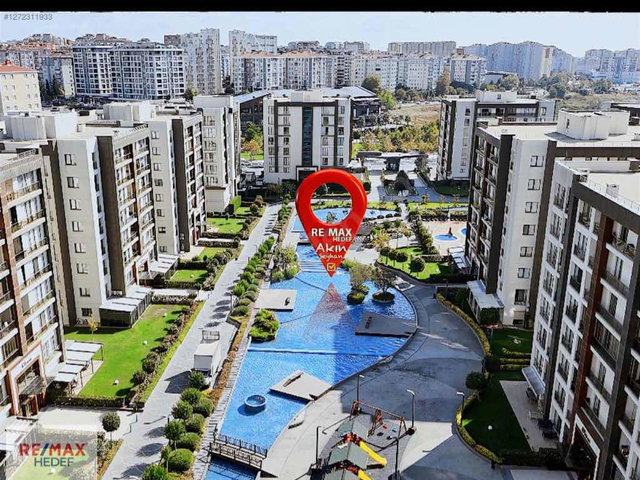 REMAX AKIN SEYHAN DAN KALE KENT 1. ETAPTA PRESTİJLİ, EŞYALI 1+1