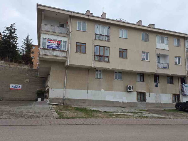 ETLİK MAHALLESİ MERKEZİ KONUM 3+1 KİRALIK DAİRE