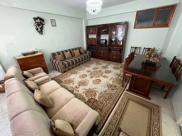 KIBRIS CADDESİNDE 3+1 108 M2 KISMİ EŞYALI KİRALIK DAİRE