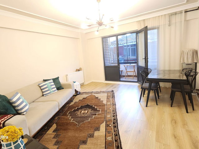 RE/MAX'DAN ESENKÖY'DE DENİZE YÜRÜME MESAFESİ 2+1 SATILIK DAİRE