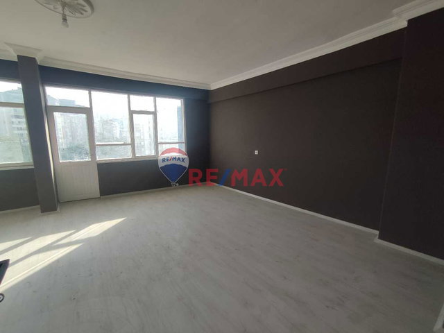 DENİZEVLERİ'NDE ANA YOLA CEPHE İŞ YERİNE KİRALİK 3+1 DAİRE