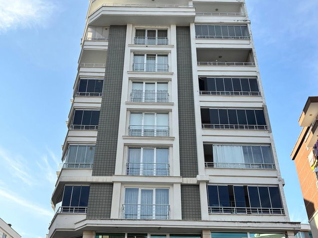 REMAX KUZEY RÜŞTÜ'DEN YENİMAHALLEDE KİRALIK 3+1