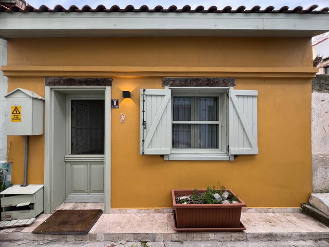 AYVALIK MERKEZDE 1+1 ( LOFT) MÜSTAKİL EV...