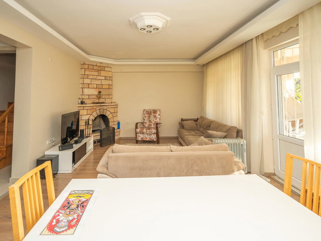 REMAX GELİŞİMDEN GÜZELCE MAHALLESİNDE 6+2 SATILIK VİLLA