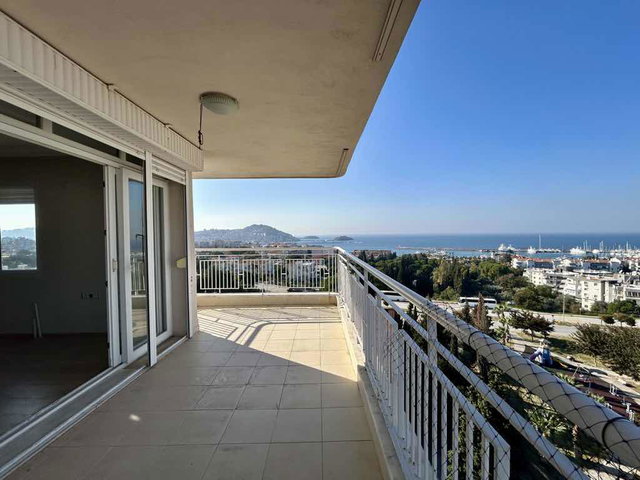 KUŞADASI MARİNA MEVKİİ SATILIK 5+1 DUBLEX DAİRE