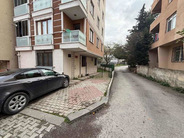 KARTAL HÜRRİYET MAHALLESİNDE,SESSİZ VE NEZİH LOKASYONDA SATILIK DAİRE
