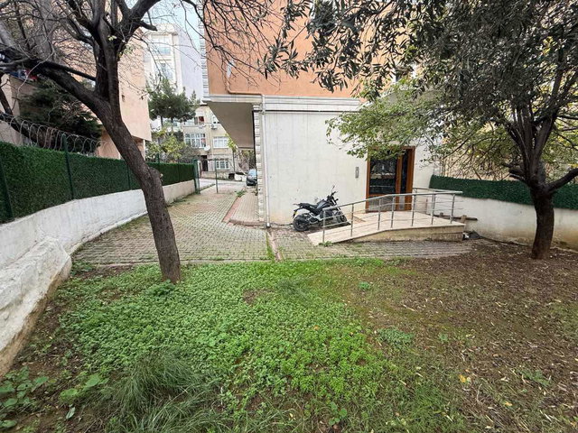 KARTAL HÜRRİYET MAHALLESİNDE,SESSİZ VE NEZİH LOKASYONDA SATILIK DAİRE