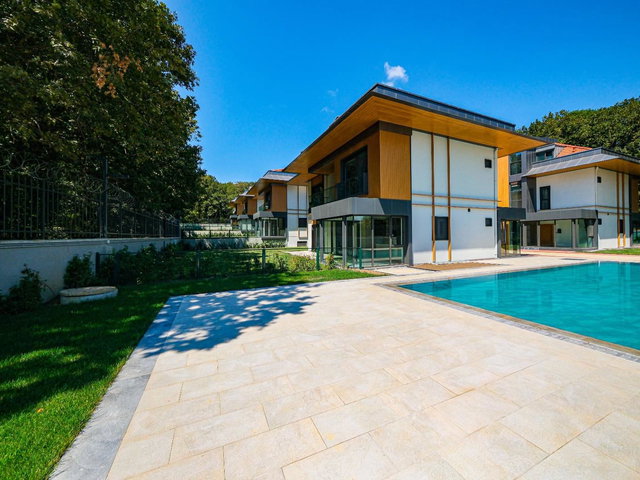 ÇEKMEKÖY PANORAMA FOREST SATILIK 6+2 LÜKS TEKLİ VİLLA