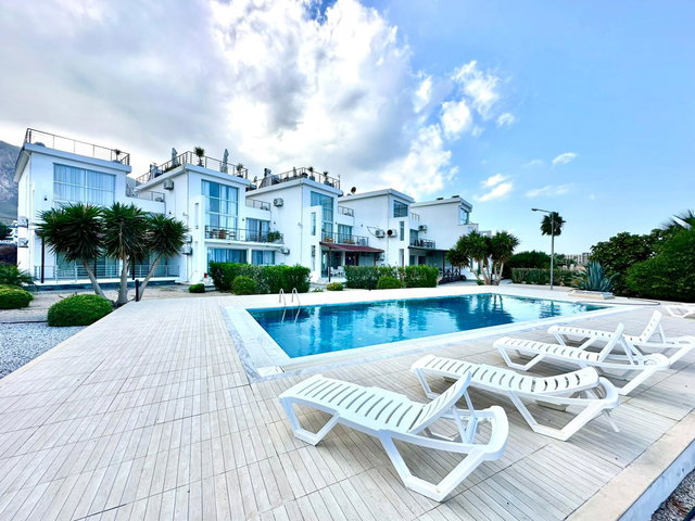 DENIZE SIFIR KONUMDA 3+1 DAIRE