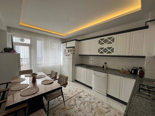 REMAX İLKE'DEN YILDIZKENT'TE 3+1 LÜKS SATILIK DAİRE