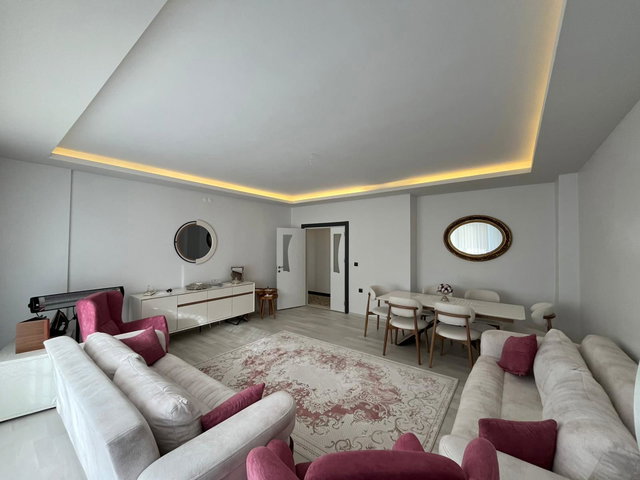 REMAX İLKE'DEN YILDIZKENT'TE 3+1 LÜKS SATILIK DAİRE