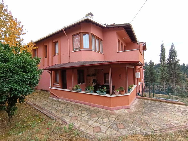 RE/MAX PROF METİN AVCI'DAN KARAMÜRSEL'DE 4+1 TRİPLEX SATILIK VİLLA