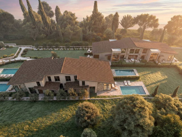 URLA BALIKLIOVA’DA DENIZE 200 M | MÜSTAKIL HAVUZLU | ÖZEL BAHÇELI VILLA