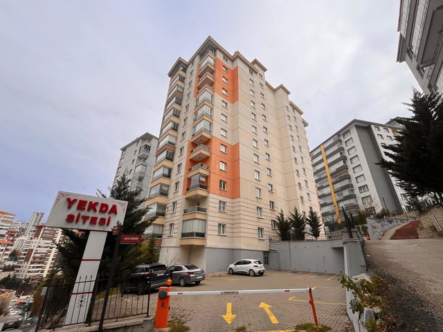 PAMUKLARDA SİTE İÇERİSİNDE 3+1 KİRALIK DAİRE