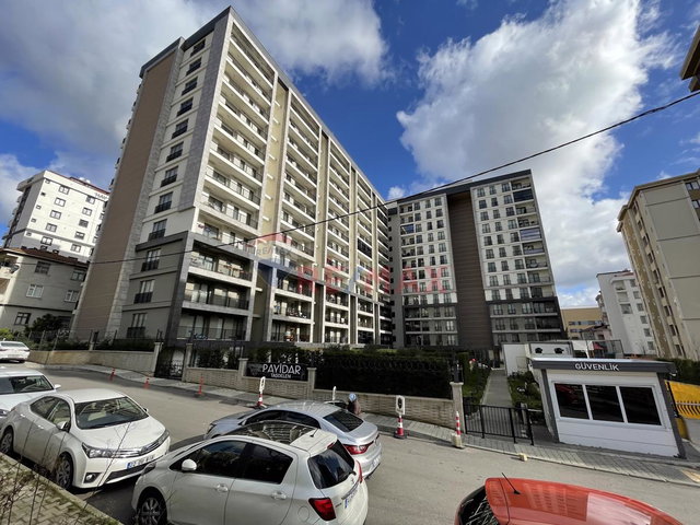 ÇEKMEKÖY TAŞDELEN MAH PAYİDAR SİT DE SATILIK 2+1 DAİRE ( BAHÇELİ )