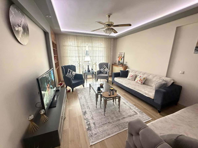 MALTEPE ZÜMRÜTEVLER EMEK CAD.ÜZERİNDE SATILIK 3+2 DUBLEX DAİRE.
