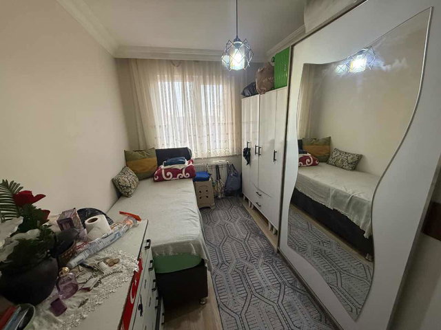 MALTEPE ZÜMRÜTEVLER EMEK CAD.ÜZERİNDE SATILIK 3+2 DUBLEX DAİRE.