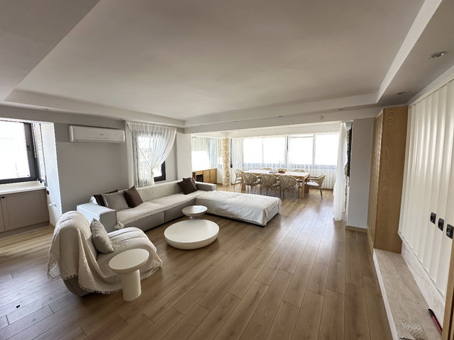 ÇEŞME'DE  YENİ NESİL TARZI İLE 3+1 SATILIK LÜKS DAİRE