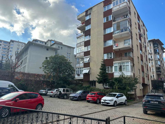 SAHRAYICEDİT'E METROYA 10 DAKİKA MESAFEDE 3+1 2 BALKONLU KİRALIK