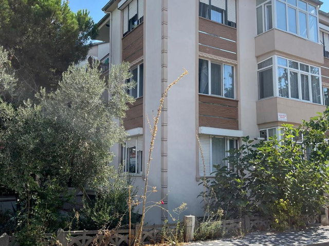 REMAX MIDDEN BAHÇELIEVLER MAHALLESINDE EŞYALI KIRALIK DAIRE