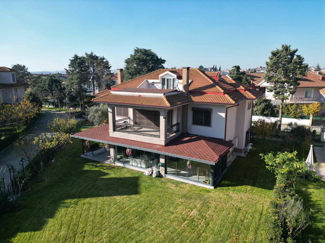 AKTAŞ VİLLALARINDA DENİZE SIFIR 6+1 MÜSTAKİL YAŞAM