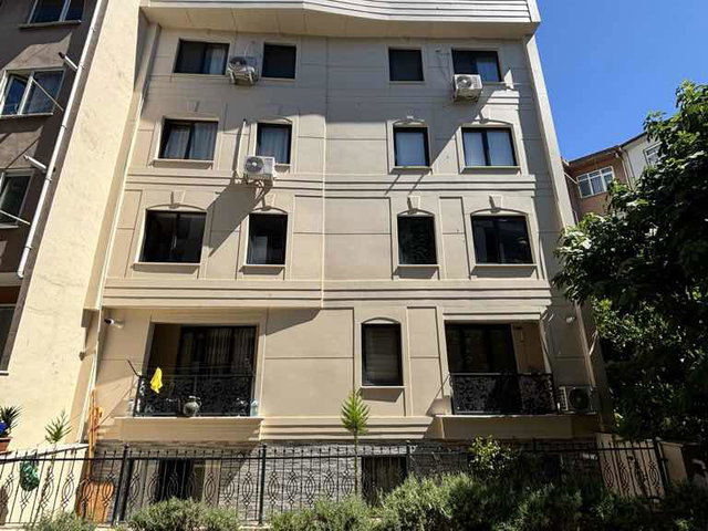 ÜSKÜDAR MERKEZDE 2+1 YENİ BİNA EŞYALI