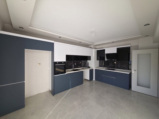 REMAX İLKE'DEN YILDIZKENT'DE 4+1 SATILIK LÜX DAİRE