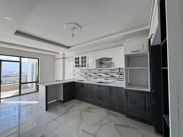 REMAX DOĞUDAN MALATYA YOLUNDA 4+1 SATILIK DAİRE
