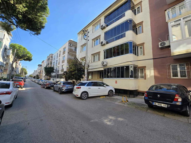 BUCA YIĞITLER MH 3+1 125 M2 ARA KAT DOĞAL GAZLI KIRALIK DAIRE